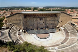 奧朗日的古羅馬劇院和凱旋門